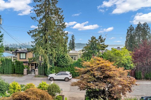 1287 Gordon Avenue, West Vancouver, BC 