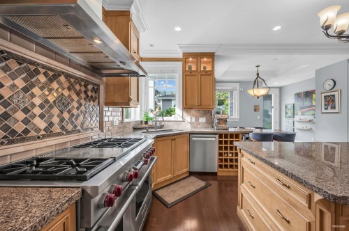 1287 Gordon Avenue, West Vancouver, BC 