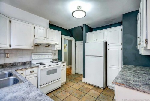 3531 37Th Avenue W, Vancouver, BC 