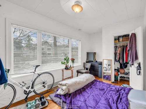 354 15Th Avenue W, Vancouver, BC 