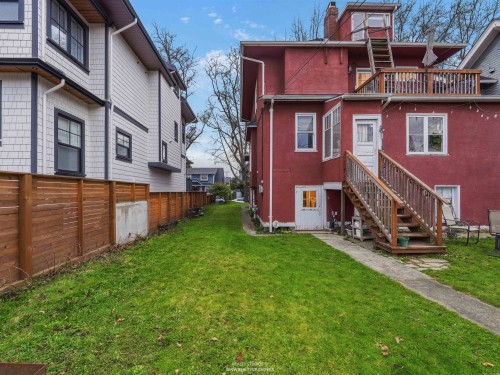 354 15Th Avenue W, Vancouver, BC 