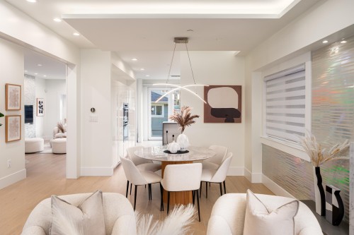 4068 15Th Avenue W, Vancouver, BC 