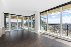 4406-4880 Lougheed Highway  Burnaby, BC V5C 0N1