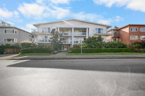 202-1066 13th Avenue W Vancouver, BC V6H 1N2