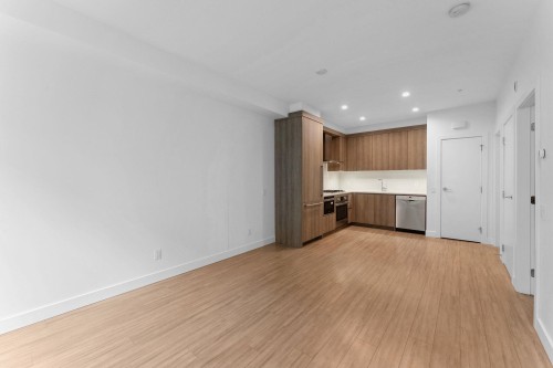119-2060 Curling Road, North Vancouver, BC 