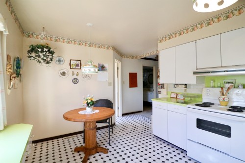 6816 Ontario Street, Vancouver, BC 