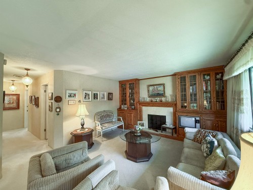 6816 Ontario Street, Vancouver, BC 