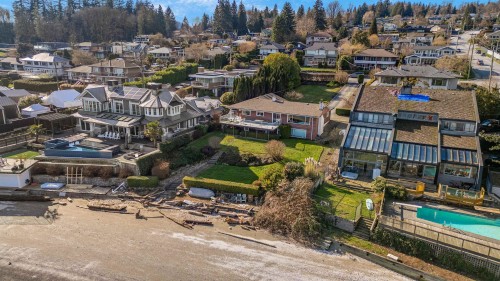 450 Beachview Drive, North Vancouver, BC 