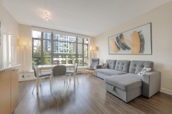 307-1249 Granville Street  Vancouver, BC V6Z 1M5