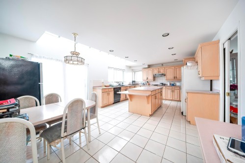 7000 No. 5 Road, Richmond, BC 
