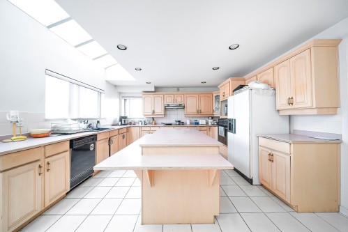 7000 No. 5 Road, Richmond, BC 
