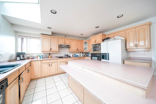 7000 No. 5 Road, Richmond, BC 