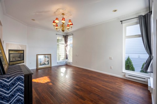 936 Alderside Road, Port Moody, BC 