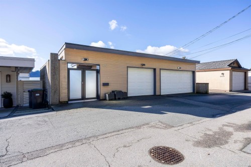 936 Alderside Road, Port Moody, BC 