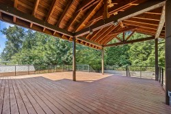 1562 Bramble Lane  Coquitlam, BC V3E 2T3