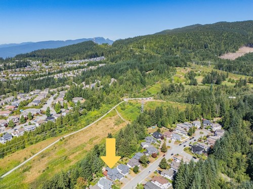 1562 Bramble Lane, Coquitlam, BC 