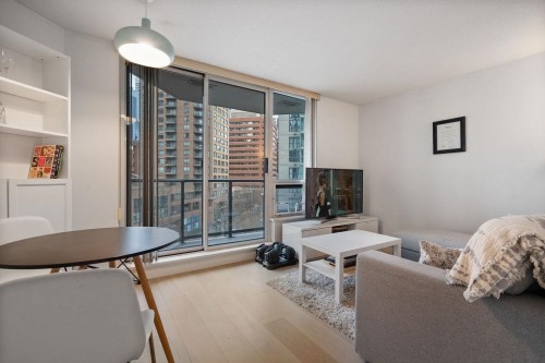 603-1212 Howe Street  Vancouver, BC V6Z 2M9