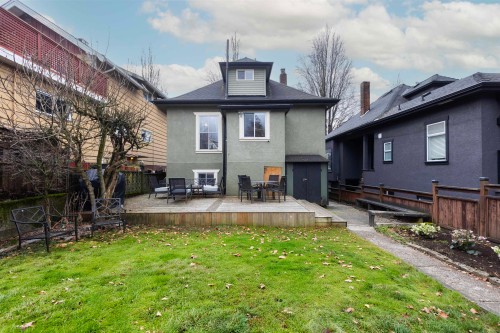 1923 1St Avenue E, Vancouver, BC 