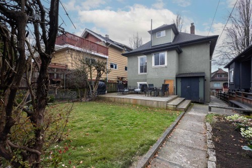 1923 1St Avenue E, Vancouver, BC 