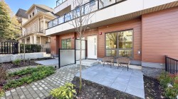 3-3800 Pender Street  Burnaby, BC V5C 2L5