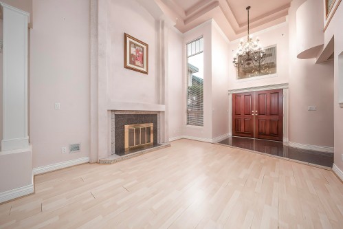 6195 Garrison Court, Richmond, BC 