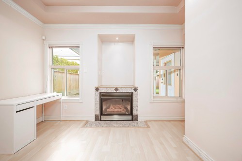 6195 Garrison Court, Richmond, BC 