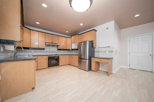 6195 Garrison Court, Richmond, BC 