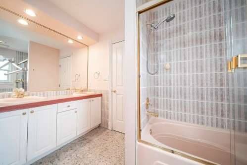 6195 Garrison Court, Richmond, BC 