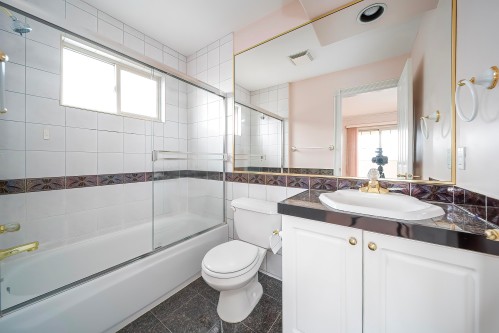 6195 Garrison Court, Richmond, BC 