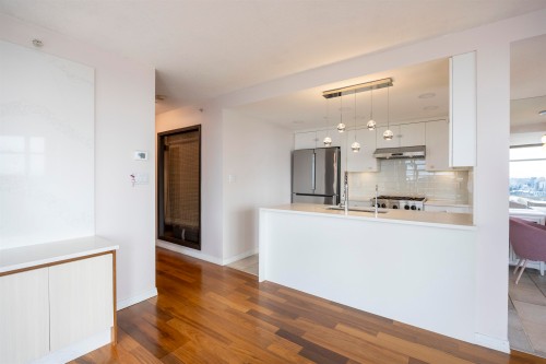 2907-198 Aquarius Mews, Vancouver, BC 