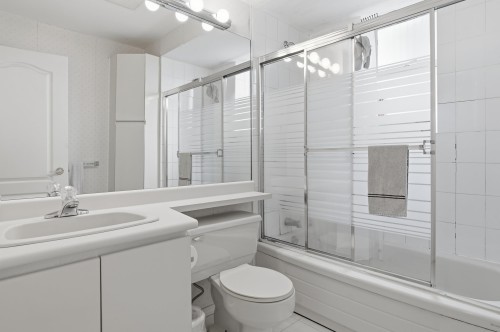 8 Greystone Place, Port Moody, BC 