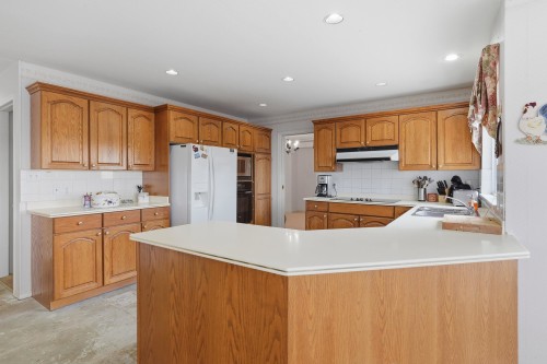 8 Greystone Place, Port Moody, BC 