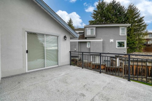 8 Greystone Place, Port Moody, BC 