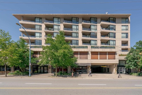 302-160 3rd Street W North Vancouver, BC V7M 0A9