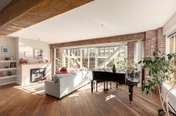 207-1178 Hamilton Street  Vancouver, BC V6B 2S2