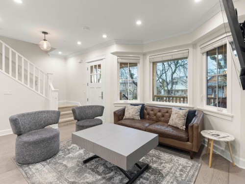 554 10Th Avenue E, Vancouver, BC 