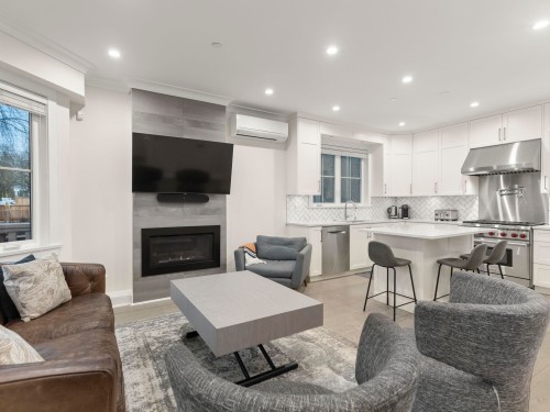 554 10Th Avenue E, Vancouver, BC 