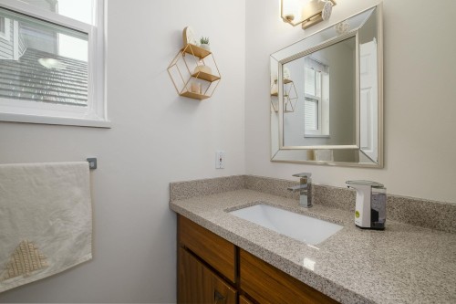 459 Cariboo Crescent, Coquitlam, BC 