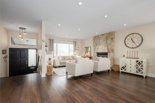 459 Cariboo Crescent, Coquitlam, BC 