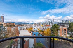 543-1515 2nd Avenue W Vancouver, BC V6J 5C5