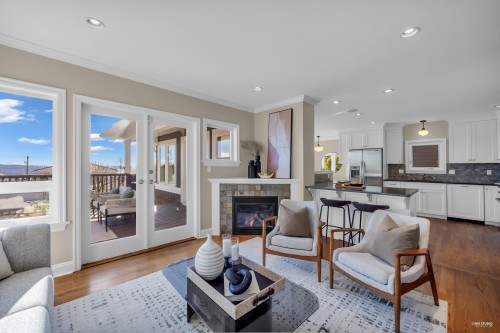 1460 Nelson Avenue, West Vancouver, BC 