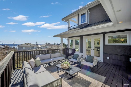 1460 Nelson Avenue, West Vancouver, BC 