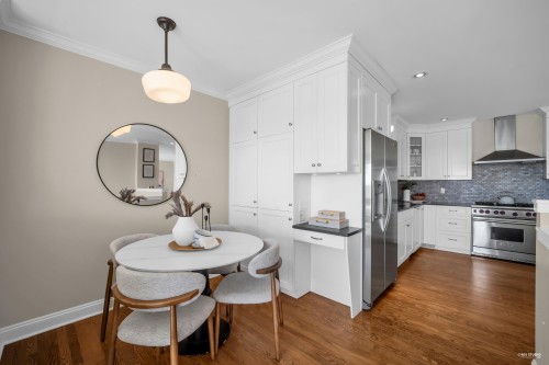 1460 Nelson Avenue, West Vancouver, BC 