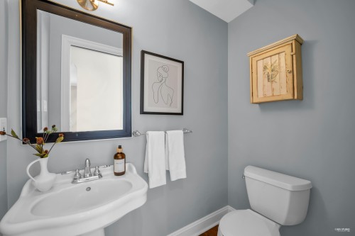 1460 Nelson Avenue, West Vancouver, BC 