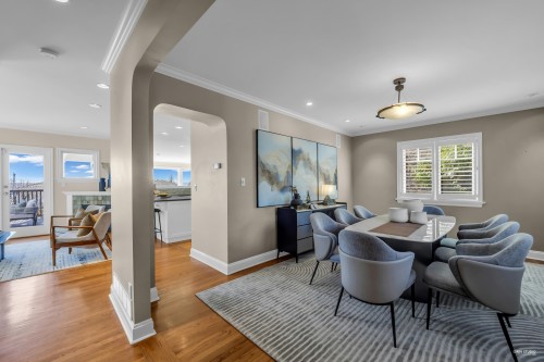 1460 Nelson Avenue, West Vancouver, BC 