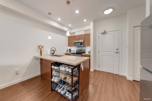 110-5655 Inman Avenue, Burnaby, BC 