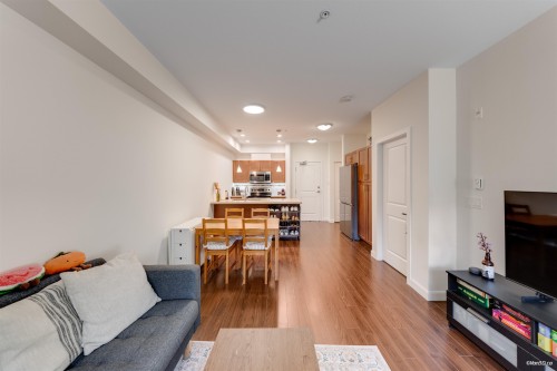 110-5655 Inman Avenue, Burnaby, BC 