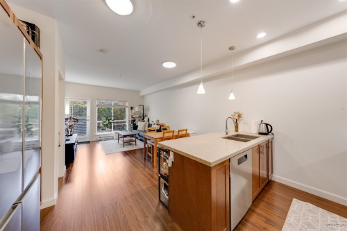 110-5655 Inman Avenue, Burnaby, BC 