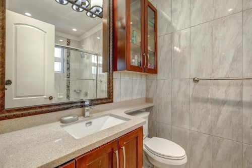 66 44Th Avenue W, Vancouver, BC 