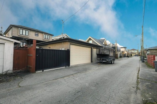 66 44Th Avenue W, Vancouver, BC 